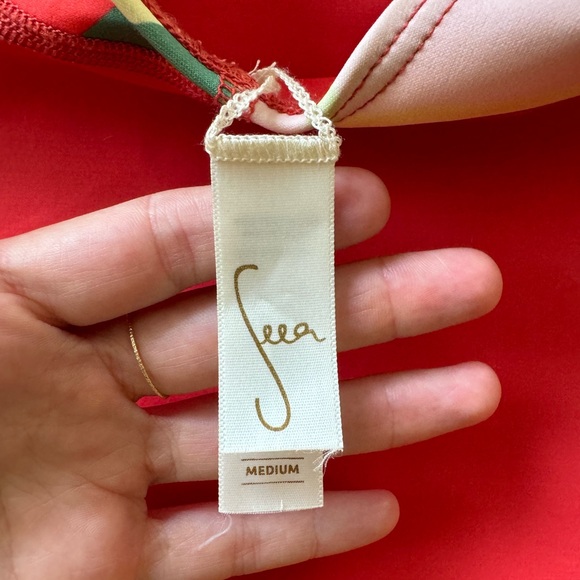 Seea swim suit - Picture 3 of 3